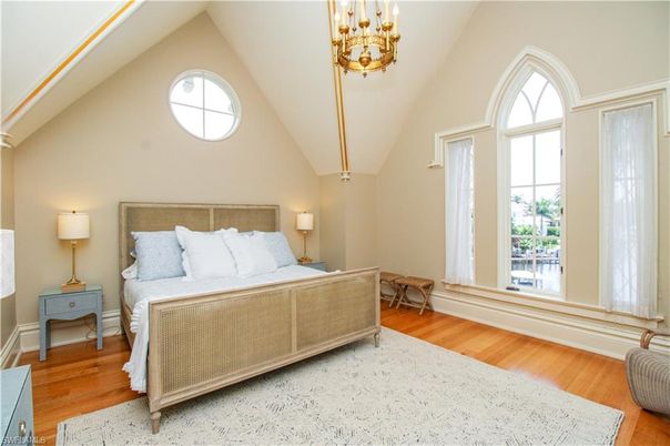 Bedroom, Chandelier, Interior, Pendant Lights, Wood Texture Flooring