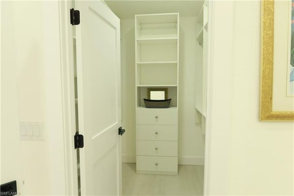 Interior, Walk-in Closets