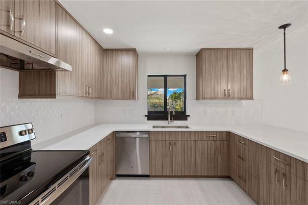 Interior, Kitchen, Pendant Lights, Recessed Lighting, Stainless Steel Appliances