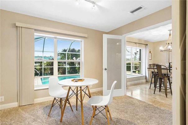Dining room, Interior, Pendant Lights