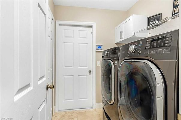 Interior, Washer