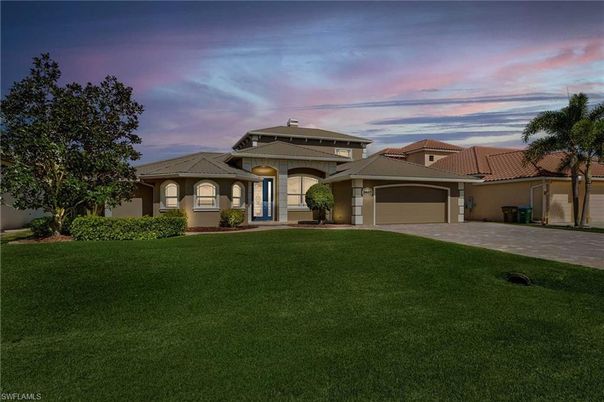 Attached, Backyard, Exterior, Facade, Mediterranean