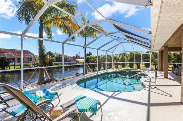 Glass Ceilings, Interior, Pool, Sun Room, Water