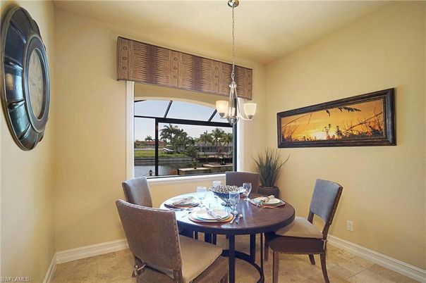 Dining room, Interior, Pendant Lights