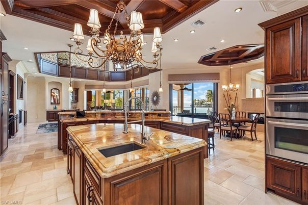 Chandelier, Dining room, Interior, Kitchen, Pendant Lights, Recessed Lighting, Stainless Steel Appliances, Wooden Beams, Wooden Ceilings