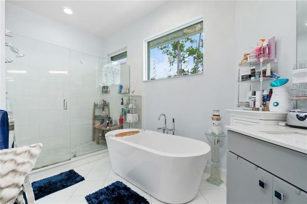 Bathroom, Free Standing Baths, Glass Shower, Interior, Recessed Lighting