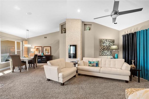 Dining room, Interior, Living room, Pendant Lights, Recessed Lighting