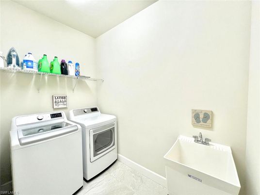 Interior, Washer