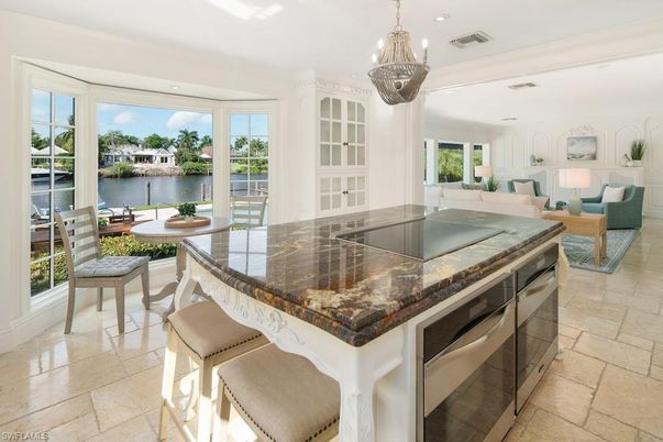 Dining room, Interior, Living room, Recessed Lighting, Water
