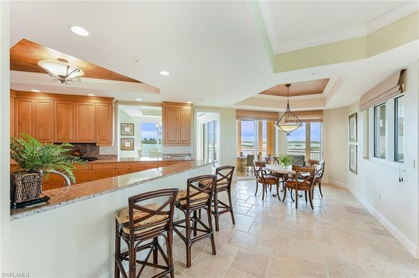 Dining room, Interior, Kitchen, Pendant Lights, Recessed Lighting