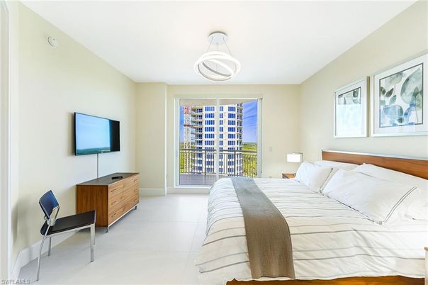 Bedroom, Interior, Pendant Lights