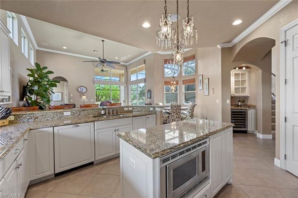 Chandelier, Dining room, Interior, Kitchen, Recessed Lighting