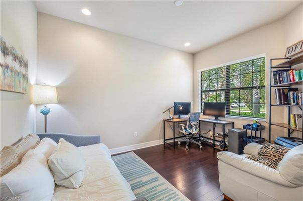 Home Office, Interior, Recessed Lighting, Wood Texture Flooring