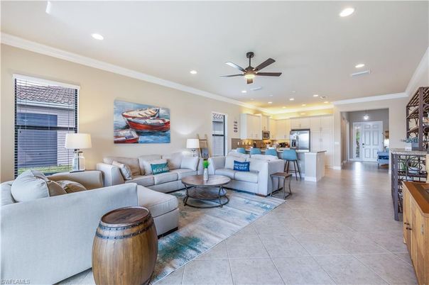 Interior, Kitchen, Living room, Recessed Lighting, Stainless Steel Appliances