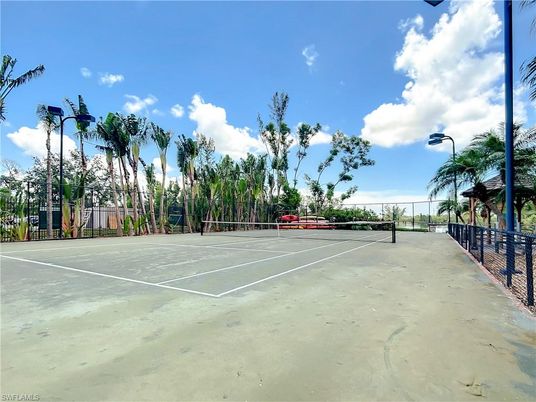 Exterior, Tennis Courts