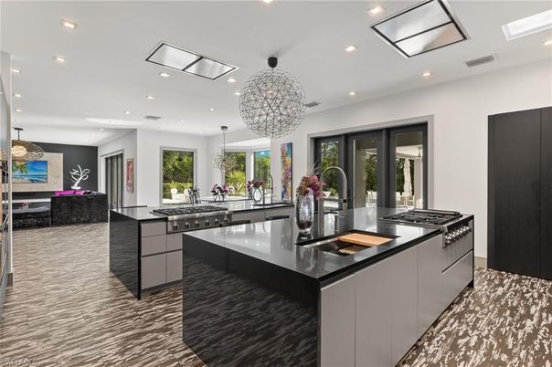 Interior, Kitchen, Pendant Lights, Recessed Lighting, Stainless Steel Appliances