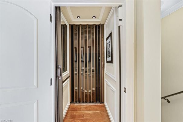 Interior, Recessed Lighting, Wine Storage, Wood Texture Flooring