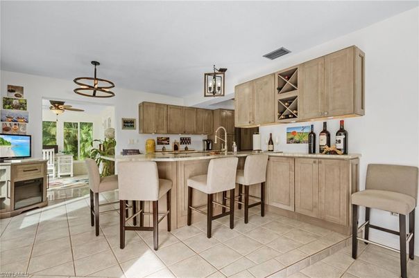 Dining room, Interior, Kitchen, Pendant Lights