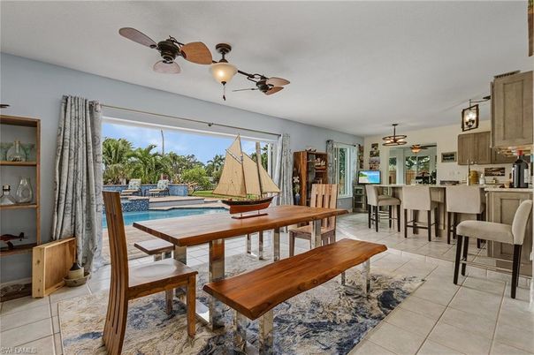 Dining room, Interior, Kitchen