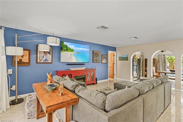 Interior, Living room, Pendant Lights