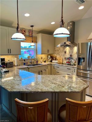 Interior, Kitchen, Pendant Lights, Recessed Lighting, Stainless Steel Appliances