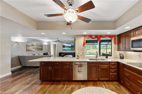 Interior, Kitchen, Recessed Lighting, Wood Texture Flooring