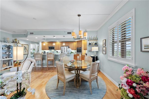 Dining room, Interior, Kitchen, Pendant Lights, Recessed Lighting, Stainless Steel Appliances, Wood Texture Flooring