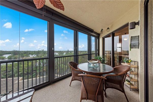 Dining room, Interior, Sun Room