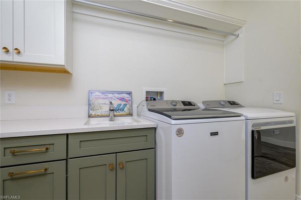 Interior, Washer
