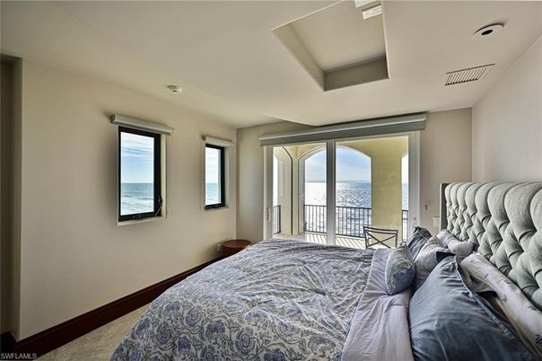 Bedroom, Interior, Water