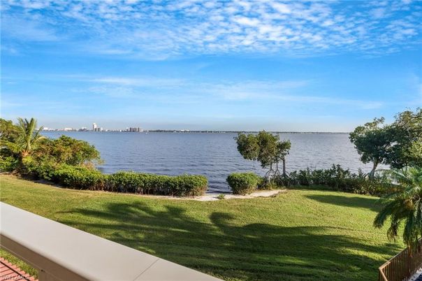 Exterior, Lake, Water