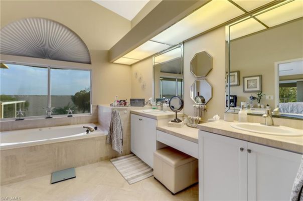 Bathroom, Dual Sink Vanities, Interior, Wood Texture Flooring