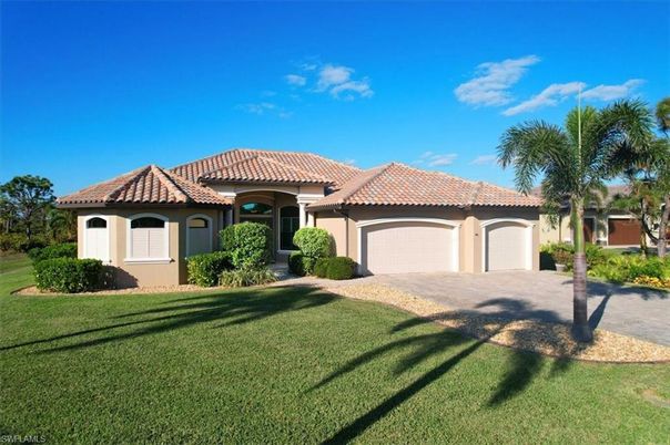 Attached, Backyard, Exterior, Facade, Mediterranean