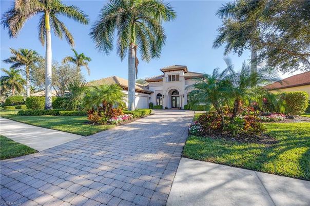 Backyard, Exterior, Facade, Mediterranean