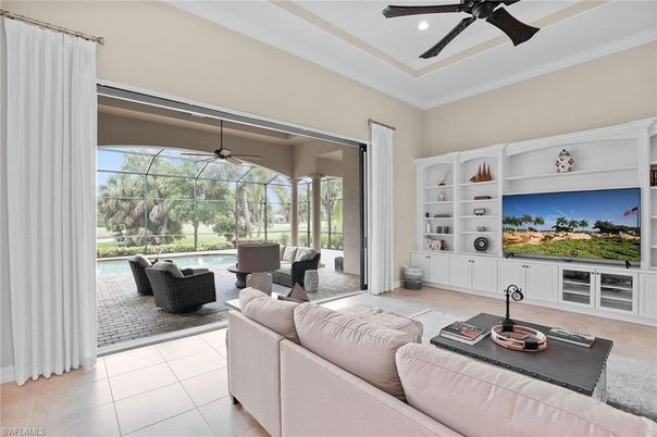Dining room, Interior, Living room, Recessed Lighting