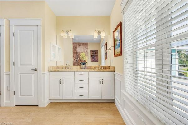 Bathroom, Dual Sink Vanities, Interior, Wood Texture Flooring