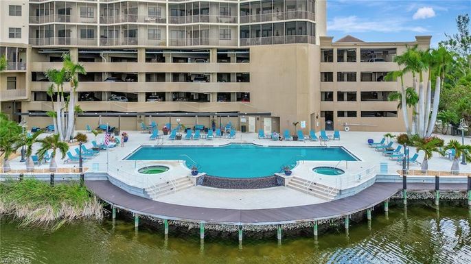 Exterior, Lake, Pool