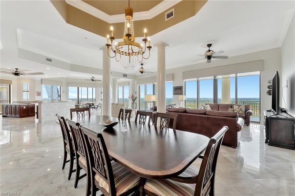 Chandelier, Dining room, Interior, Living room, Marble, Recessed Lighting