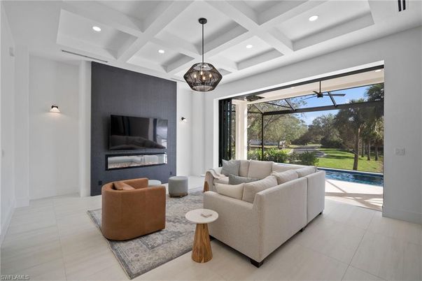 Interior, Living room, Pendant Lights, Recessed Lighting