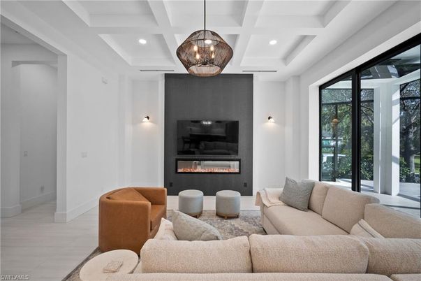 Fireplace, Interior, Living room, Pendant Lights, Recessed Lighting
