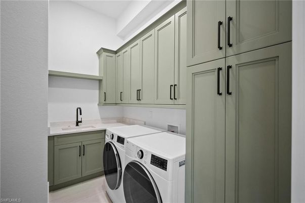 Interior, Washer