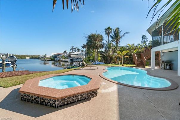 Exterior, Lake, Pool, Water