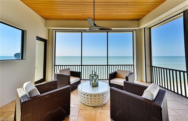 Interior, Living room, Sun Room, Water, Wooden Ceilings