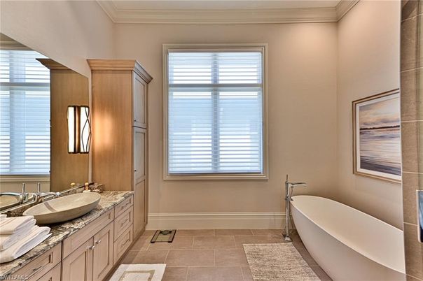 Bathroom, Dual Sink Vanities, Free Standing Baths, Interior