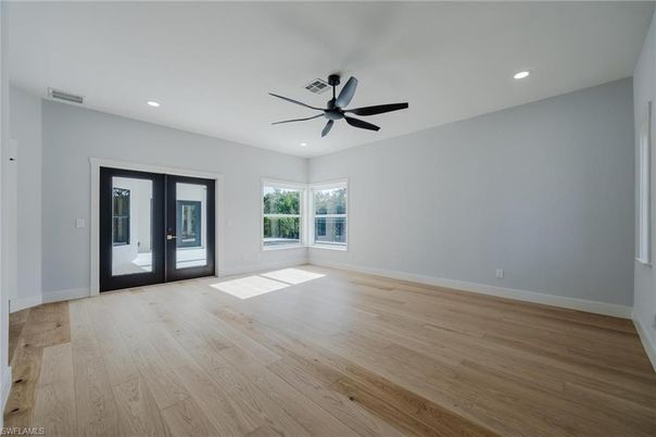 Empty room, Interior, Recessed Lighting, Wood Texture Flooring