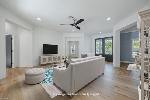 Interior, Living room, Recessed Lighting, Wood Texture Flooring