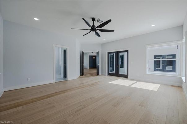 Empty room, Interior, Recessed Lighting, Wood Texture Flooring