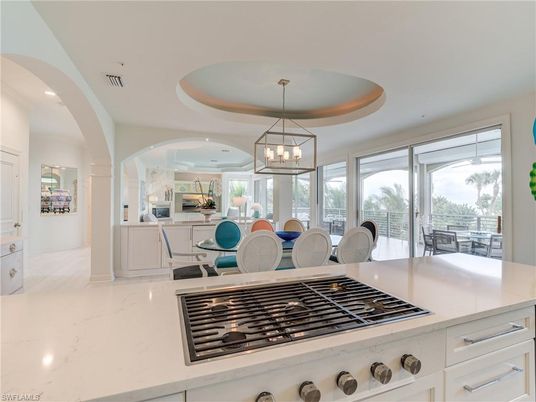 Dining room, Interior, Kitchen, Marble, Pendant Lights