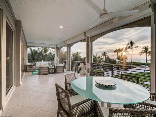 Dining room, Interior, Recessed Lighting, Sun Room