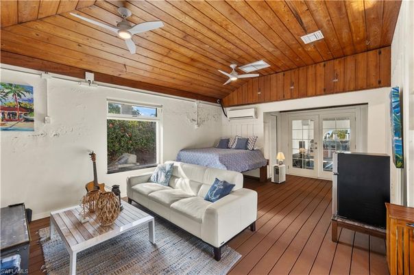 Bedroom, Interior, Living room, Wooden Ceilings, Wood Texture Flooring